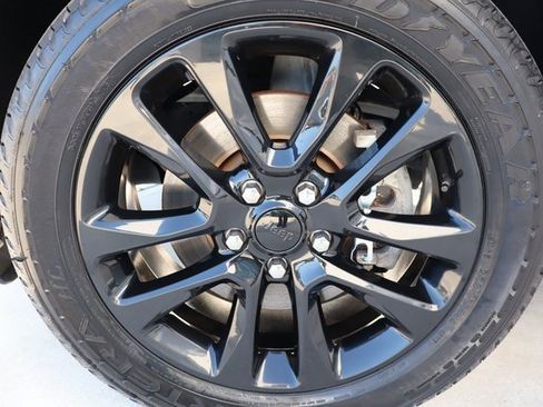 Used 2021 Jeep Grand Cherokee Laredo X image 43