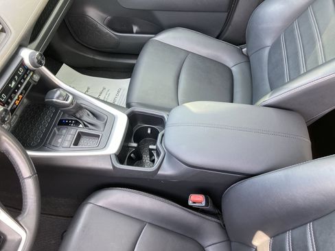 Certified 2023 Toyota RAV4 XLE Premium image 24