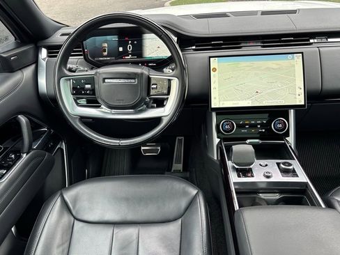 Used 2023 Land Rover Range Rover SE AWD/4WD image 17