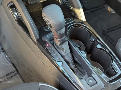 Used 2025 Chevrolet TrailBlazer LT image 26