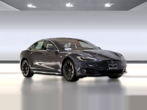 Used 2018 Tesla Model S 75D image 6