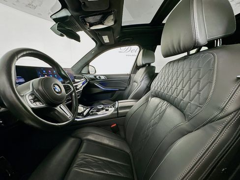 Used 2025 BMW X7 M60i AWD/4WD image 20