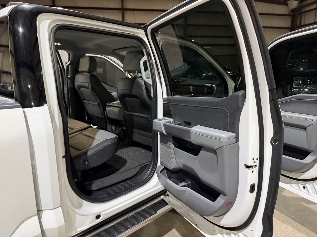 Used 2022 Ford F150 Lariat w/ Equipment Group 501A Mid AWD/4WD image 21