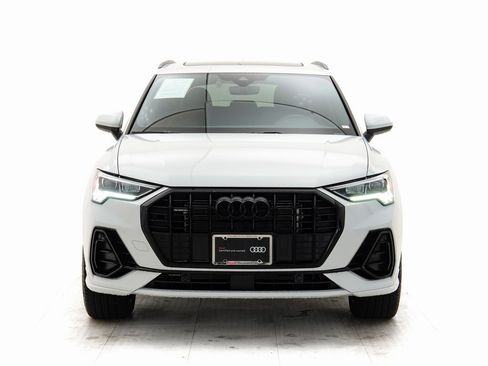 Certified 2025 Audi Q3 2.0T Premium image 26