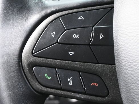 Used 2022 Dodge Charger SXT w/ Driver Convenience Group image 6