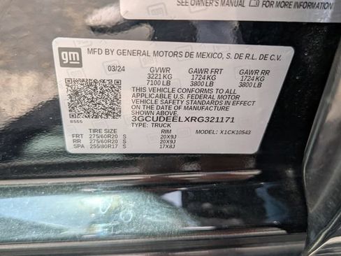 Certified 2024 Chevrolet Silverado 1500 RST AWD/4WD image 34