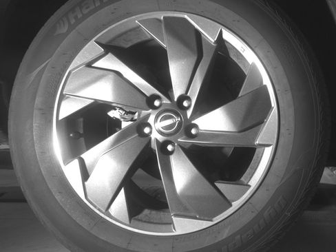 Used 2025 Nissan Rogue SV AWD/4WD image 15