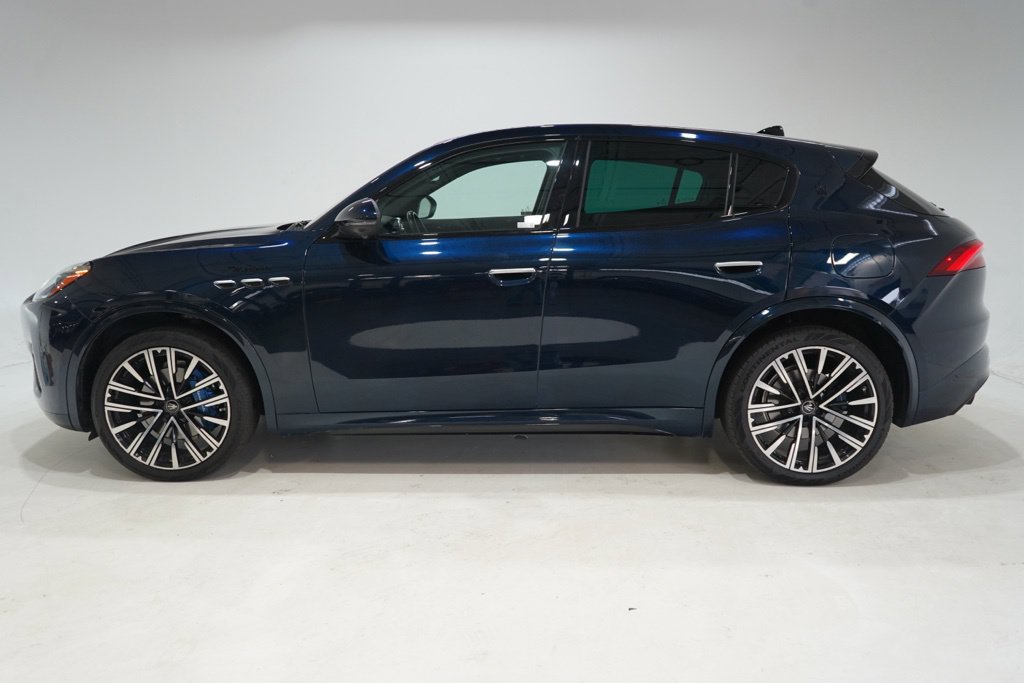 Used 2023 Maserati Grecale Modena AWD/4WD image 4