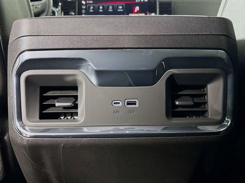 New 2026 GMC Sierra 1500 Elevation w/ Elevation Premium Package AWD/4WD image 27