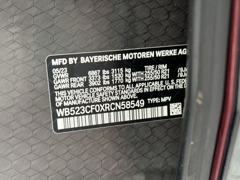 Used 2024 BMW iX xDrive50 w/ Premium Package AWD/4WD image 25