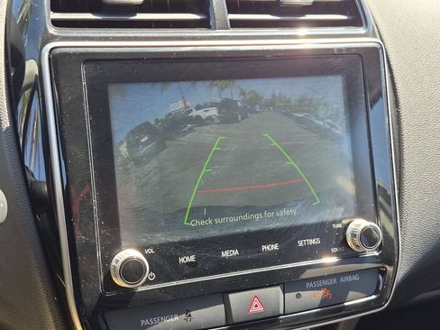 Used 2025 Mitsubishi Outlander Sport SE AWD/4WD image 18
