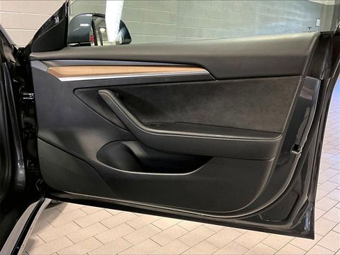 Used 2021 Tesla Model 3 Long Range image 29