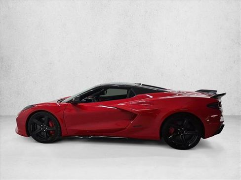 Certified 2025 Chevrolet Corvette E-Ray AWD/4WD image 9
