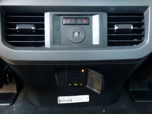 New 2025 Ford F350 Lariat w/ Lariat Ultimate Package image 9