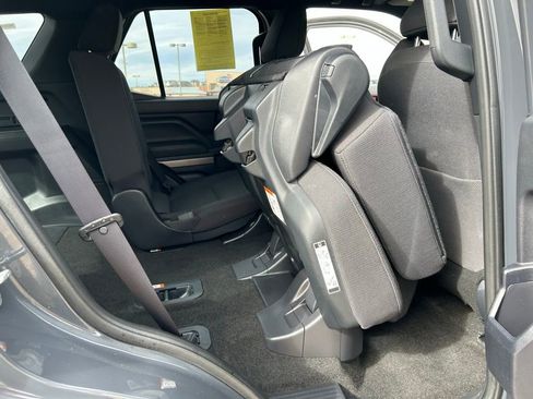 Used 2025 Toyota 4Runner SR5 image 17