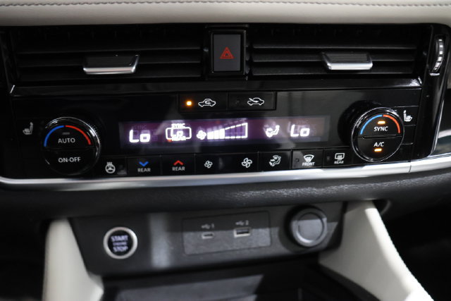 Certified 2023 Nissan Rogue SL w/ SL Premium Package AWD/4WD image 27