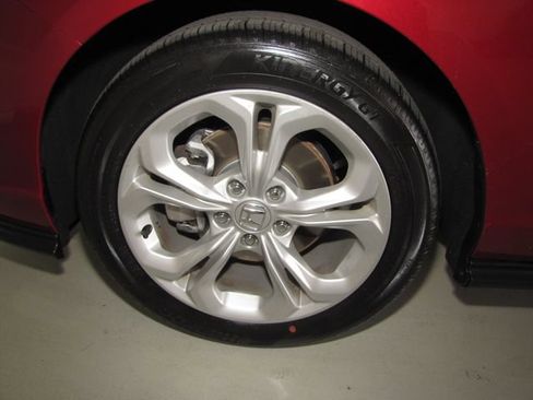 Certified 2023 Honda Accord LX image 24