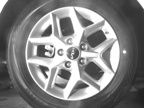 Used 2025 Kia Soul LX w/ LX Technology Package image 15