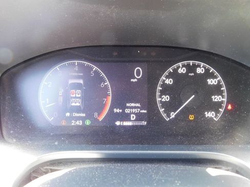 Used 2023 Honda HR-V LX image 11