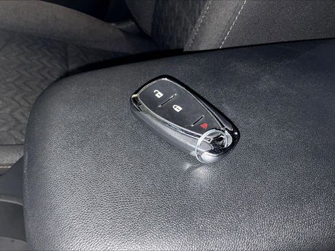 Used 2022 Chevrolet Equinox LT image 34