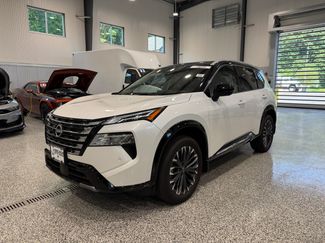 Used 2025 Nissan Rogue Platinum w/ Tech Package AWD/4WD video 1