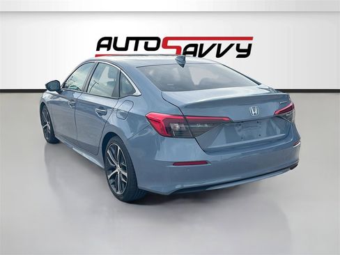 Used 2024 Honda Civic Touring image 5