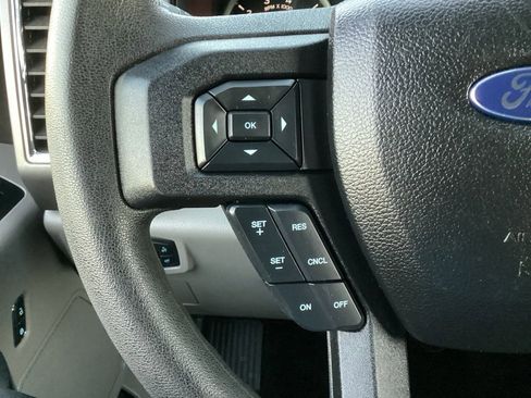 Used 2015 Ford F150 XLT image 42