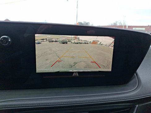 Used 2025 Buick Encore GX Sport Touring image 17