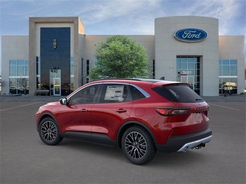New 2026 Ford Escape SE w/ Class II Trailer Tow Package image 4