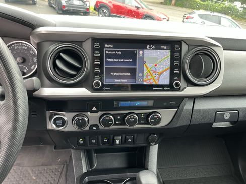 Certified 2023 Toyota Tacoma SR5 AWD/4WD image 22