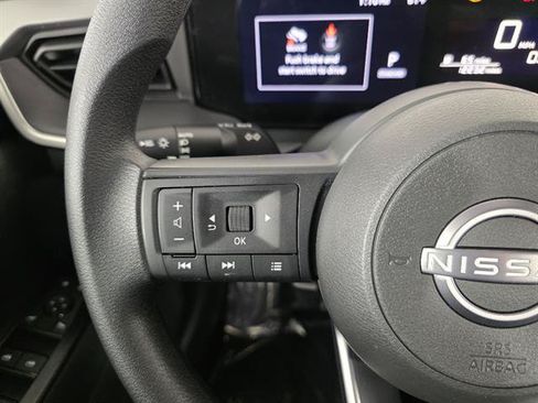 Used 2025 Nissan Kicks S FWD image 31