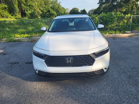 Certified 2023 Honda Accord EX image 2