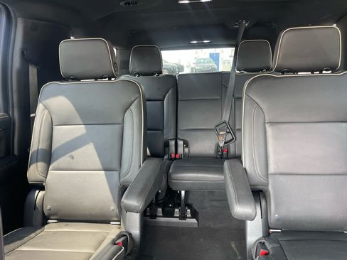 Used 2021 Chevrolet Suburban Premier AWD/4WD image 22