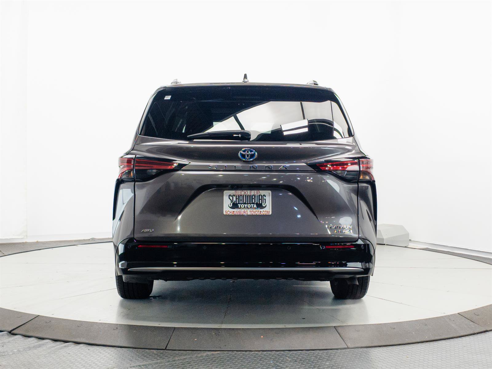 Certified 2023 Toyota Sienna Platinum AWD/4WD image 11