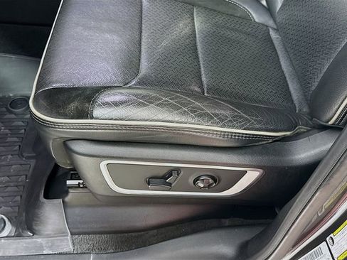 Used 2019 RAM 1500 Laramie w/ Sport Appearance Package AWD/4WD image 20