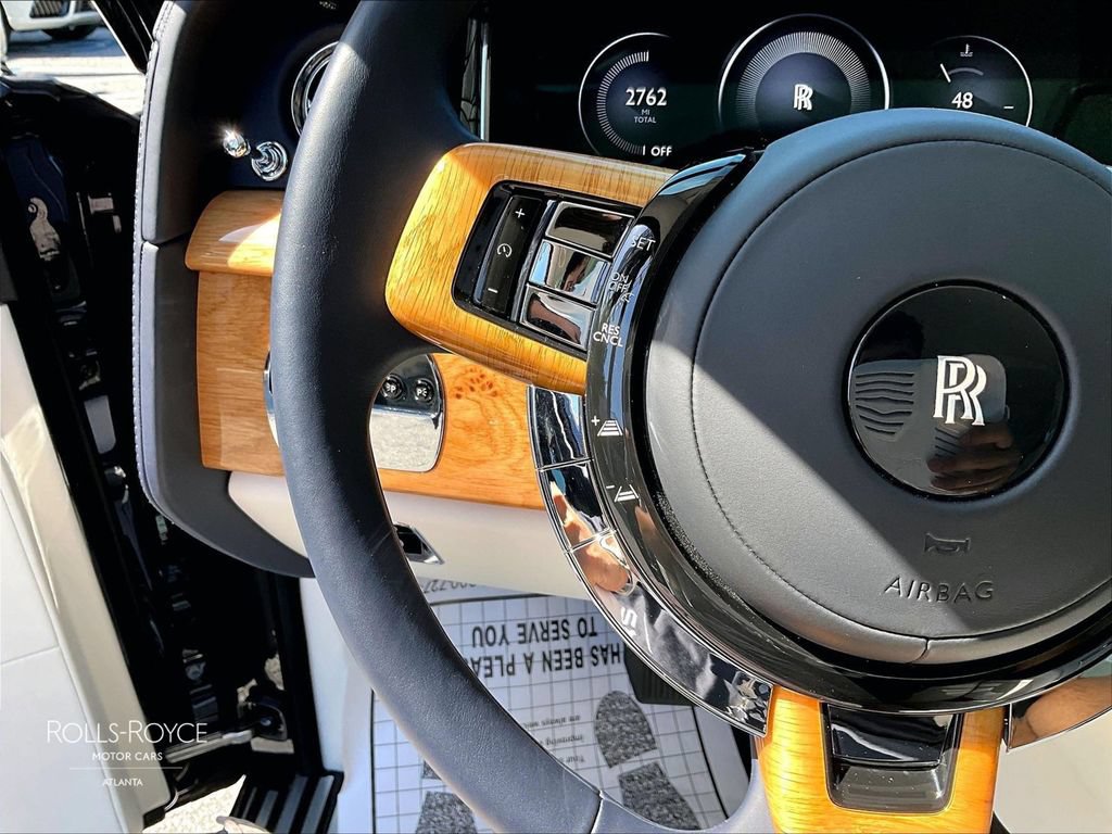 Certified 2026 Rolls-Royce Phantom Sedan RWD image 16