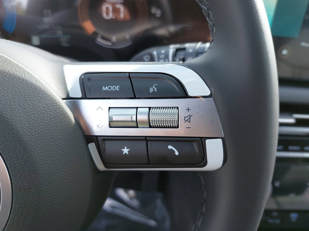 New 2026 Hyundai Tucson XRT FWD image 18