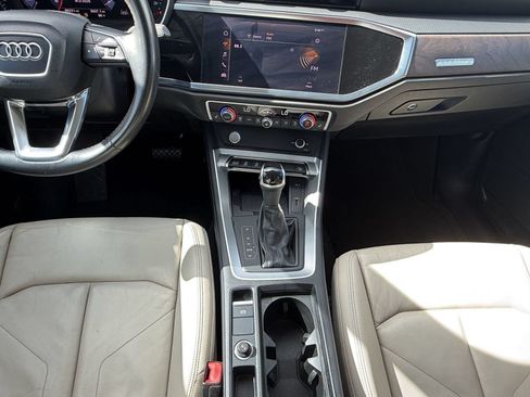 Used 2019 Audi Q3 2.0T Premium Plus AWD/4WD image 19