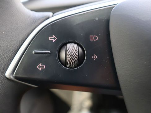 Used 2024 Tesla Model 3 Performance AWD/4WD image 40
