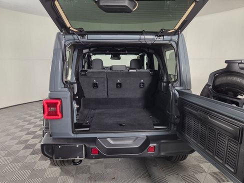 Used 2025 Jeep Wrangler Sahara w/ Safety Group image 28