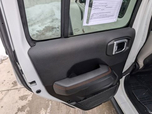 Used 2021 Jeep Gladiator Mojave image 20