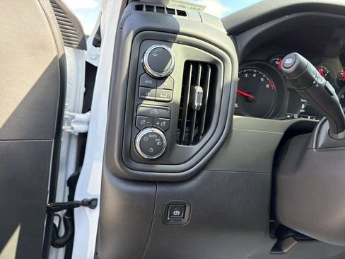 New 2026 GMC Sierra 1500 Pro AWD/4WD image 15