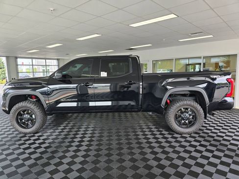 New 2025 Toyota Tundra SR5 AWD/4WD image 6