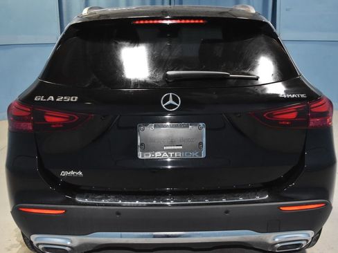 Certified 2025 Mercedes-Benz GLA 250 4MATIC image 25