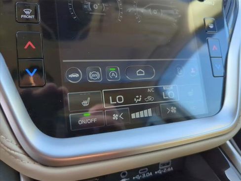 Used 2023 Subaru Outback Limited image 11