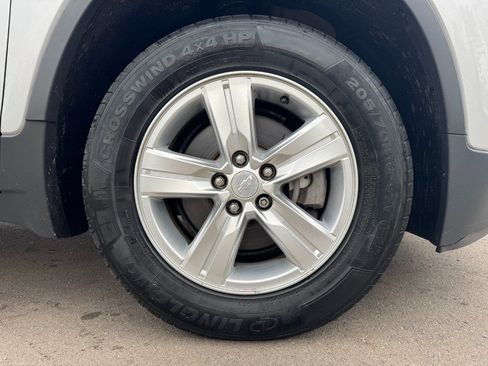 Used 2019 Chevrolet Trax LS w/ LPO, Cargo Package FWD image 13