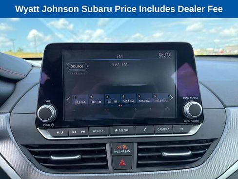 Used 2024 Nissan Altima 2.5 SR FWD image 20
