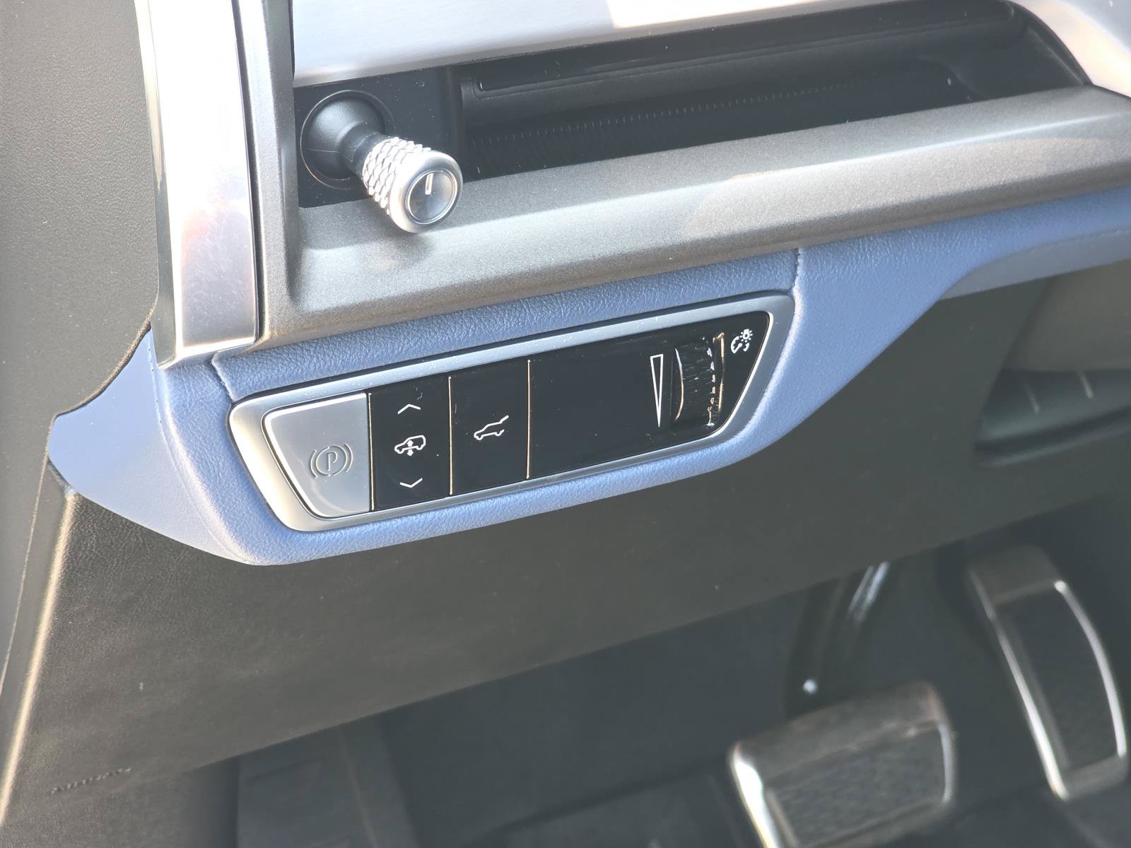 Certified 2026 Cadillac Vistiq Premium Luxury w/ LPO, Floor Liner Package AWD/4WD image 30