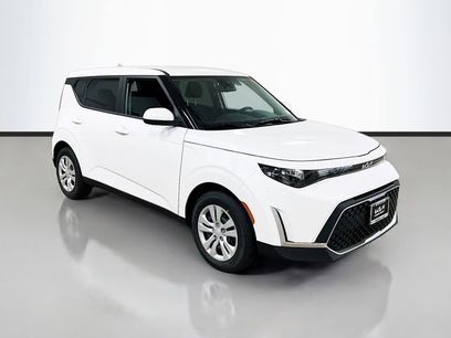 New 2025 Kia Soul LX