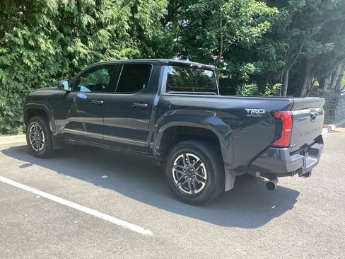 Certified 2024 Toyota Tacoma TRD Sport AWD/4WD image 8